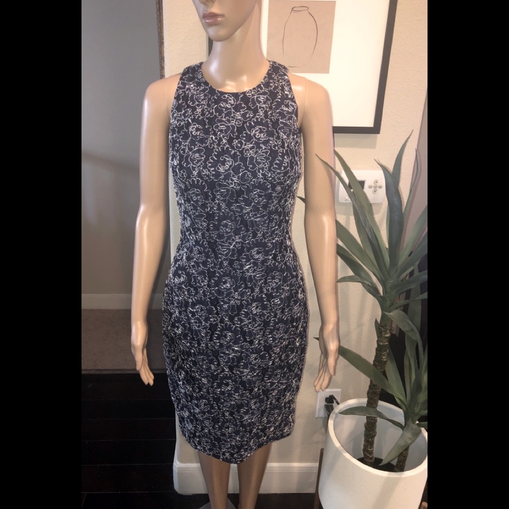 Carmen Marc Valvo Stunning Dress